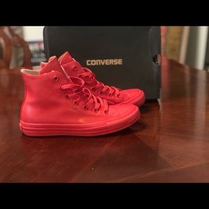 Converse Chuck Taylor - Womens 6.5/ Mens 4.5